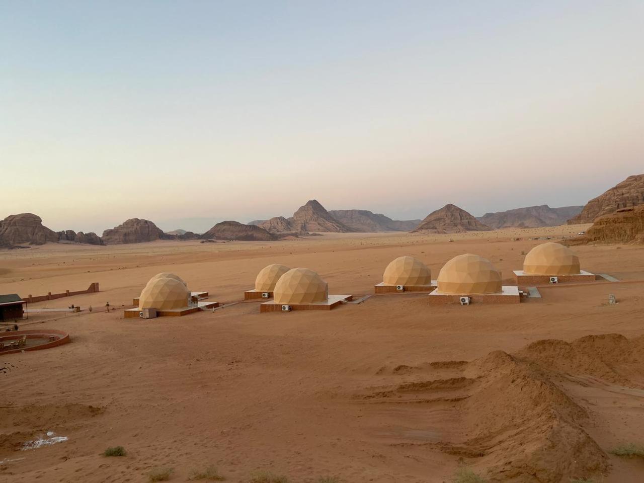 Wadi Rum Aviva Camp المظهر الخارجي الصورة